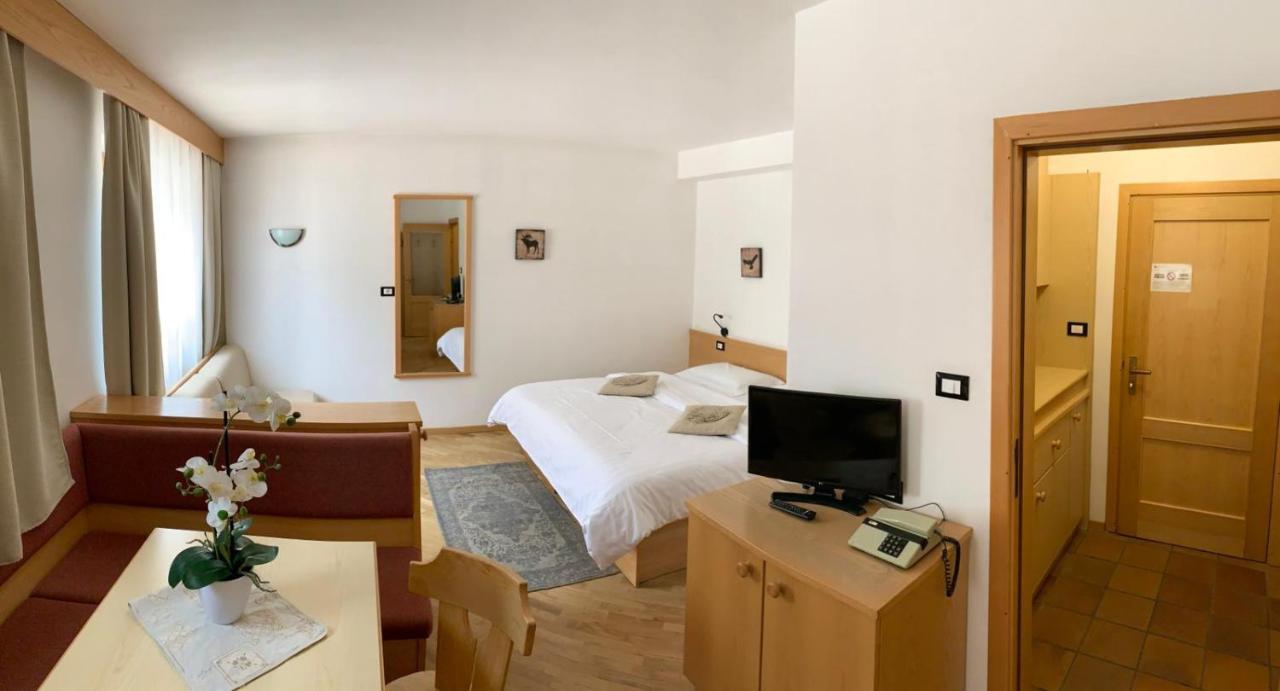 Bed & Breakfast Garni Tobia 캄피텔로디파사 외부 사진
